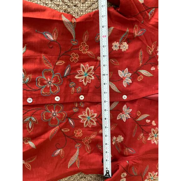 Silk Land Red Floral Embroidered 100% Silk Jacket Blazer 3/4 sleeve SZ Large - Picture 6 of 8